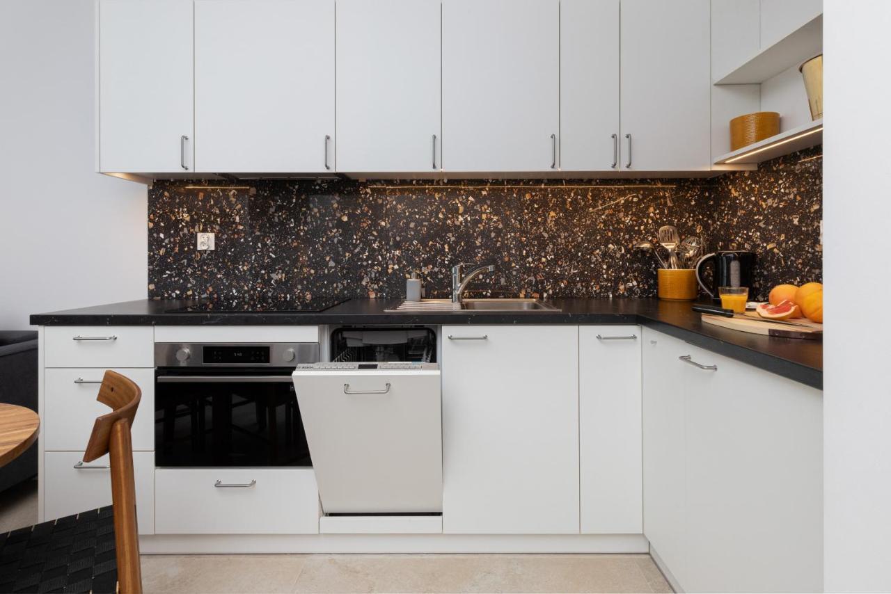 Plac Unii Apartment Gdynia City Centre By Noclegi Renters Екстер'єр фото