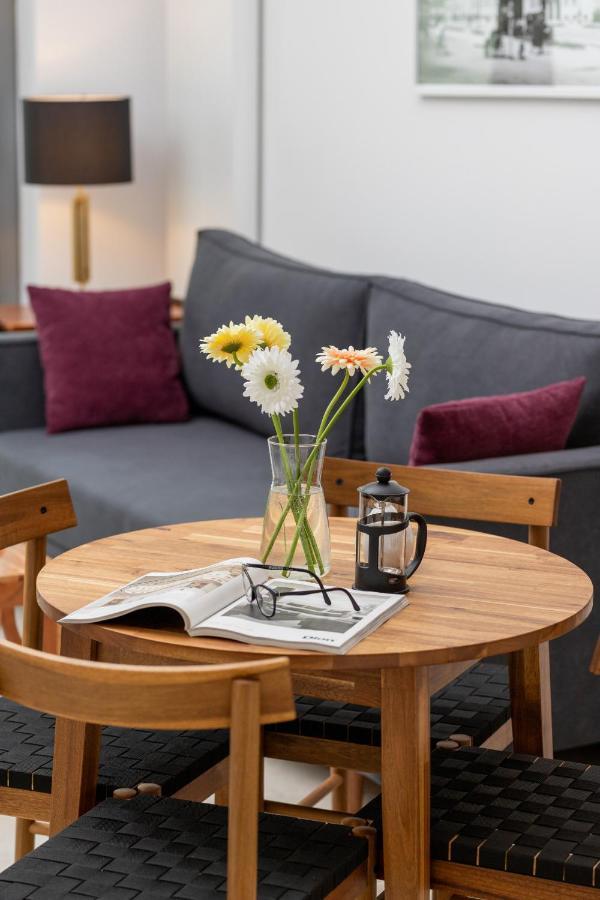 Plac Unii Apartment Gdynia City Centre By Noclegi Renters Екстер'єр фото