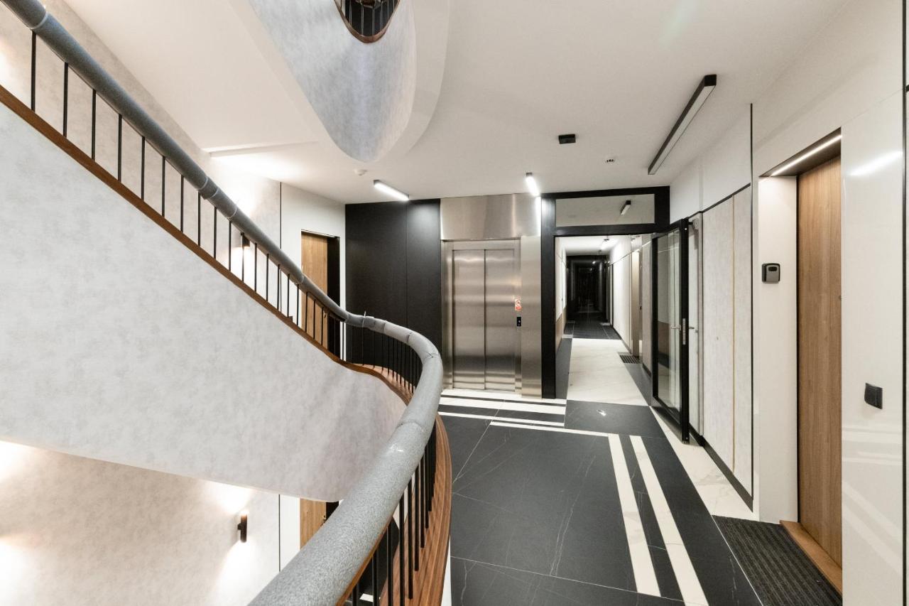 Plac Unii Apartment Gdynia City Centre By Noclegi Renters Екстер'єр фото